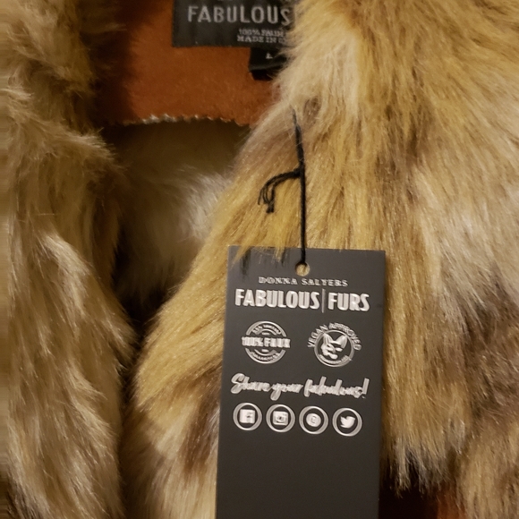 Donna Salyers Fabulous Fur - Picture 2 of 4